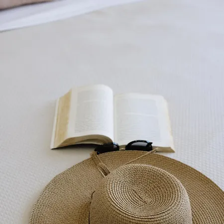 Finest With Private Pool & Hot Tub At *