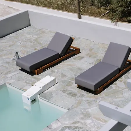 Finest With Private Pool & Hot Tub At * Mikri Vigla