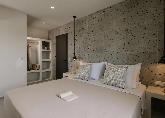 Finest With Private Pool & Hot Tub At מיקרי ויגלה