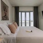 Finest With Private Pool & Hot Tub At Villa