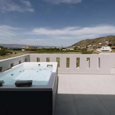 Finest With Private Pool & Hot Tub At * Mikri Vigla