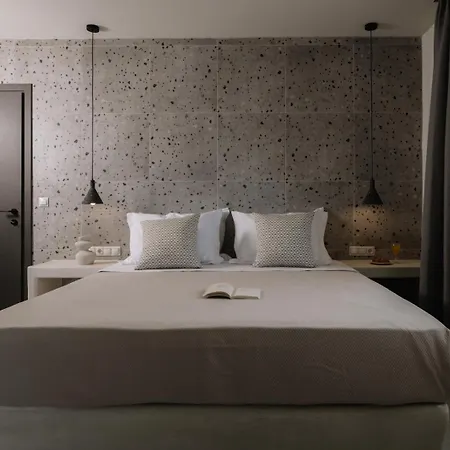 Finest With Private Pool & Hot Tub At מיקרי ויגלה