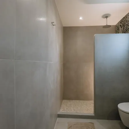 Вилла Naxos Finest With Private Pool And Hot Tub At Mikri Vigla, Naxos *