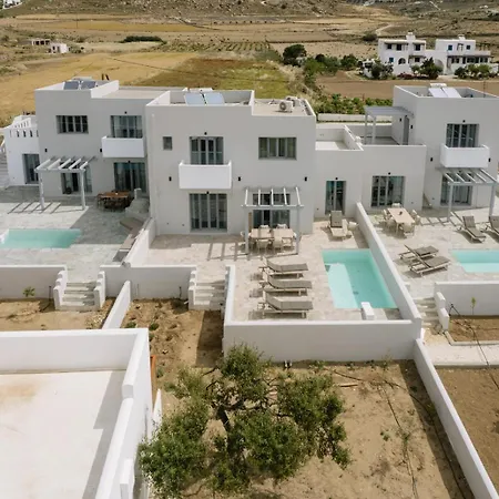 Finest With Private Pool & Hot Tub At