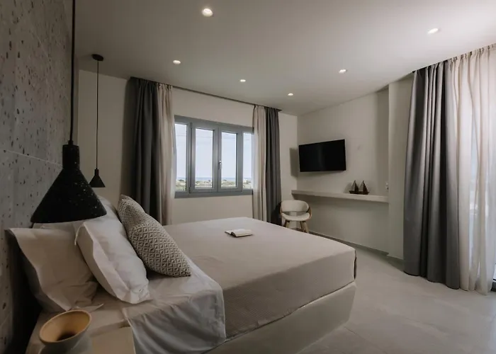 Villa Finest With Private Pool & Hot Tub At Mikrí Vígla